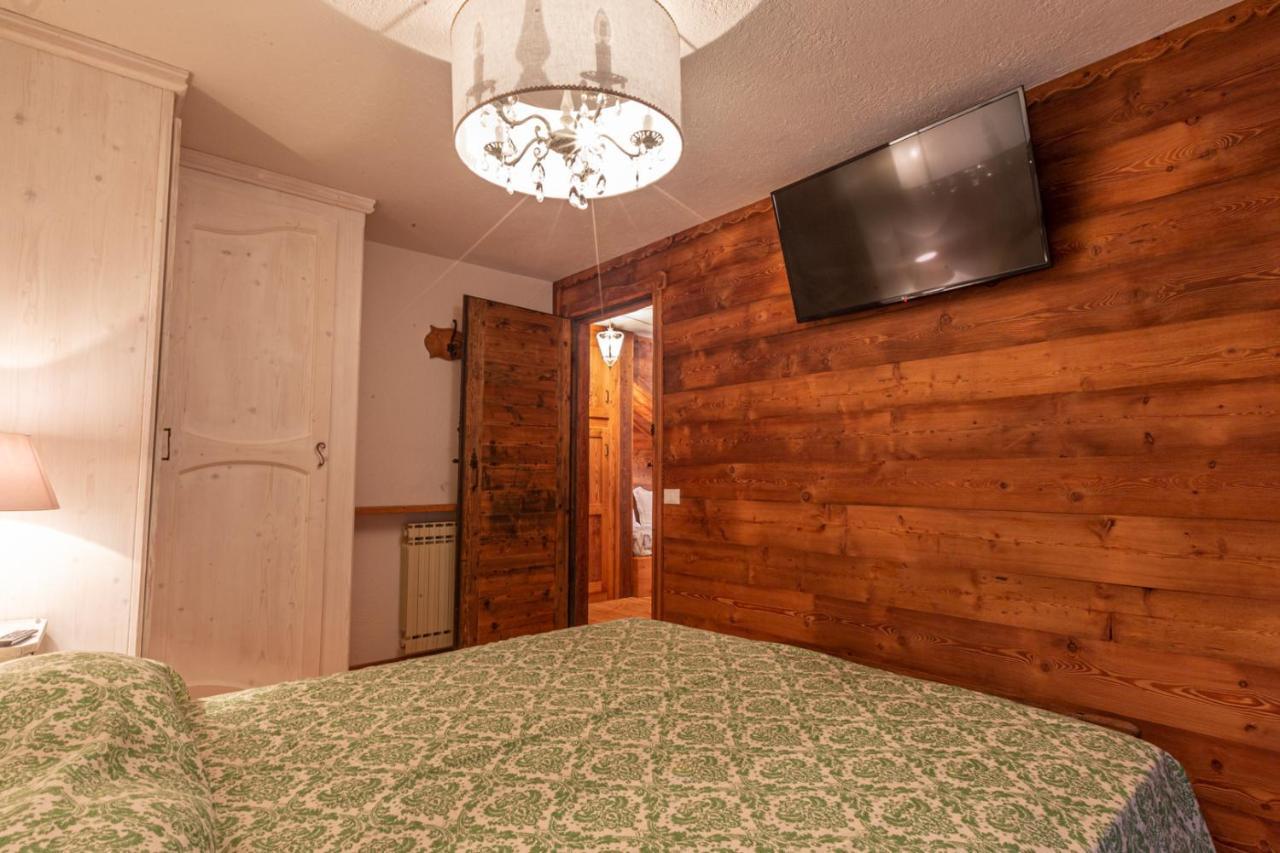 L'Atelier Du Temps - Le Petit Refuge Appartement Cogne Esterno foto